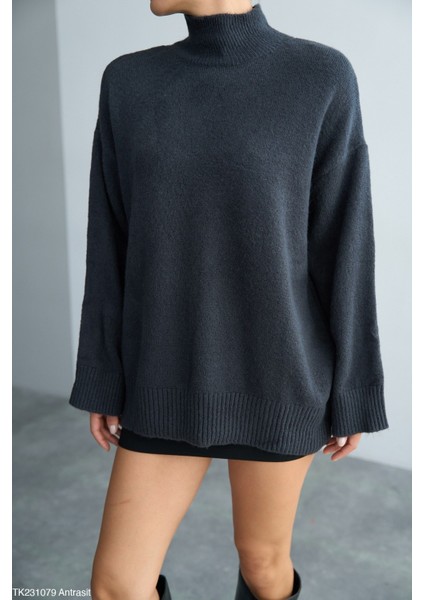 Kadın Yarım Boğaz Uzun Kol Sezonluk Oversize Kazak (Kemersiz)