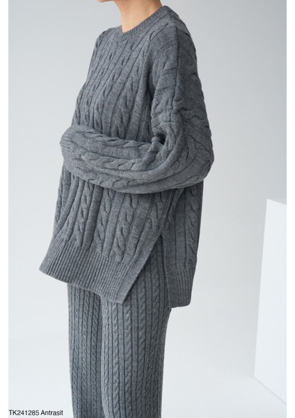 Kadın Bisiklet Yaka Basıc Çift Yırtmaçlı Örgü Kışlık Kazak modelleri