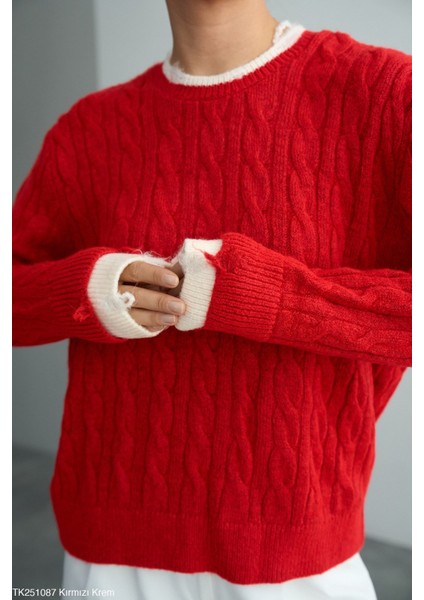 Kadın Basıc Örgü Detaylı Kışlık Kazak