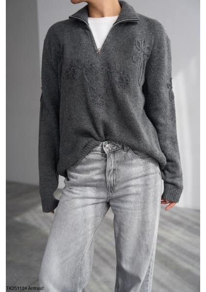 Kadın Yarım Fermuarlı Desenli Boğazlı Örme Triko Kazak fiyatları