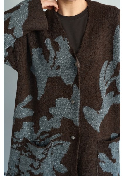 Kadın Kendinden Desenli Uzun Oversize Düğmeli Hırka