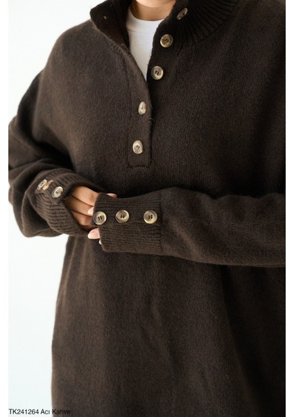 Kadın Yarım Düğmeli Boğazlı Triko Kazak modelleri