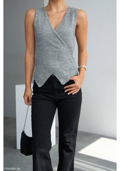 Kadın Bağlamalı Sezonluk Triko Yelek