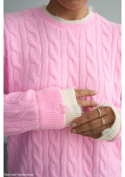 Kadın Basıc Örgü Detaylı Kışlık Kazak