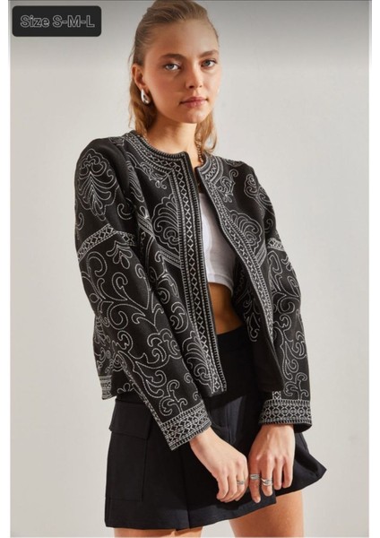 Etnik Nakışlı Siyah Ceket fırsatları