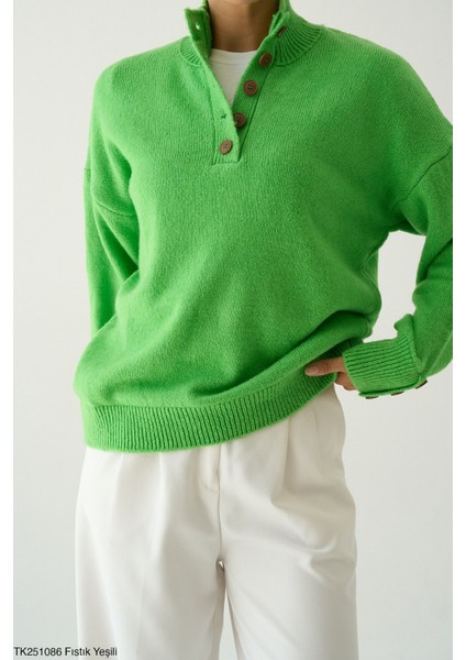 Kadın Kol ve Boğaz Düğme Aksesuarlı Triko Kazak fiyatları
