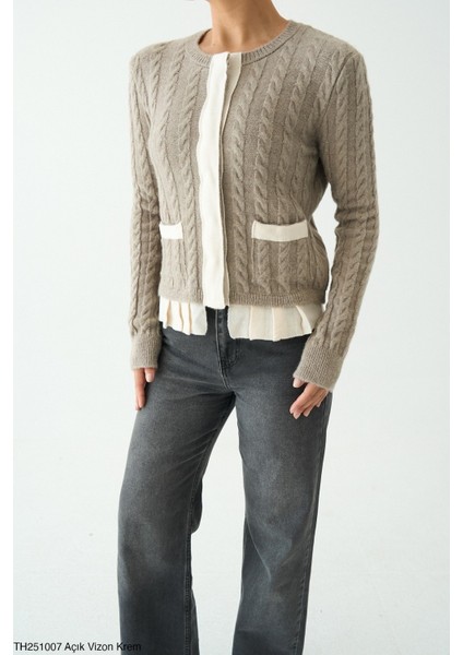 Kadin Düğmeli Standart Beden Triko Hirka