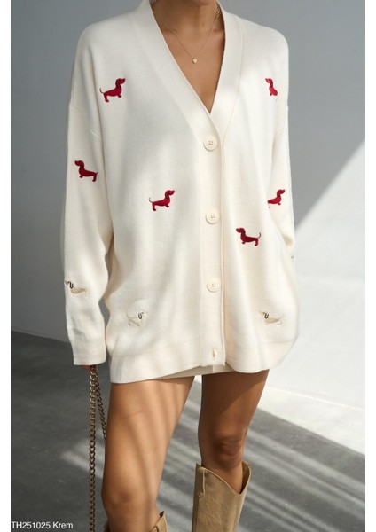 Kadın Düğmeli Yaka Köpek Desenli Hırka