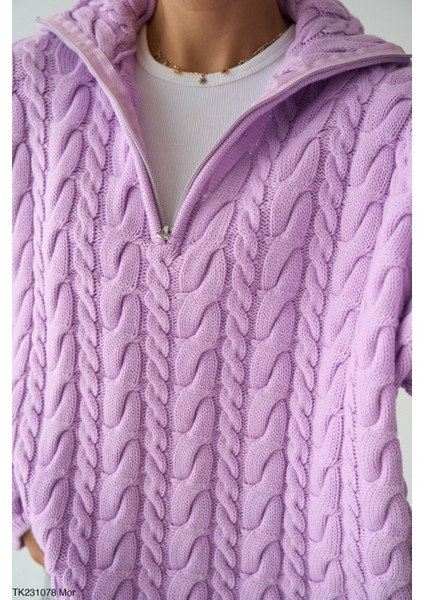 Kadın Yarım Fermuarlı Boğazlı Uzun Kol Kışlık Kazak