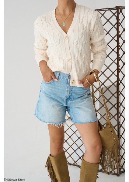 Düğmeli Triko Hırka