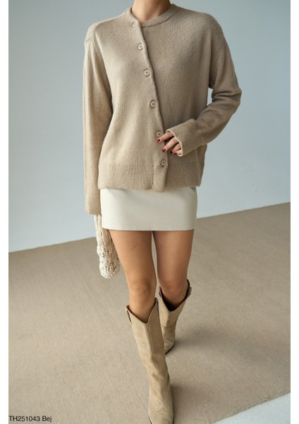 Kadın Full Düğmeli Sezonluk Asimetrik Triko Hırka fiyatları