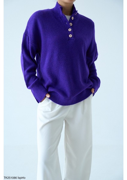 Kadın Kol ve Boğaz Düğme Aksesuarlı Triko Kazak modelleri