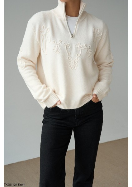 Kadın Yarım Fermuarlı Desenli Boğazlı Örme Triko Kazak modelleri