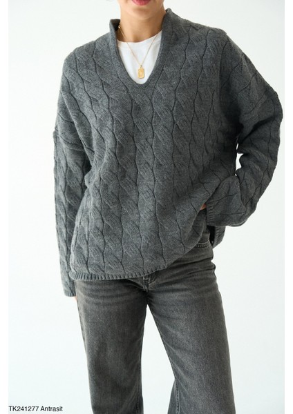 Kadın Dik Yaka Göğüs Dekolteli Örgü Kışlık Kazak fiyatları