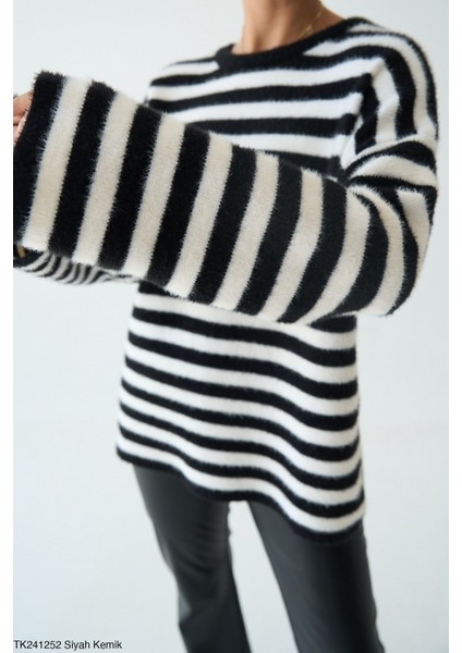 Kadın Basıc Çizgili Triko Kazak