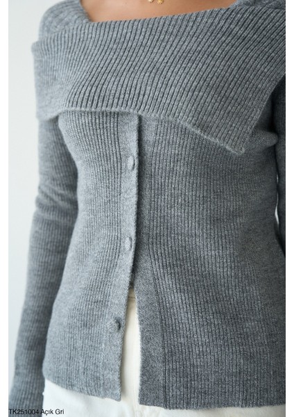 Kadın Kayık Yaka Düğmeli Basic Günlük Triko Kazak modelleri