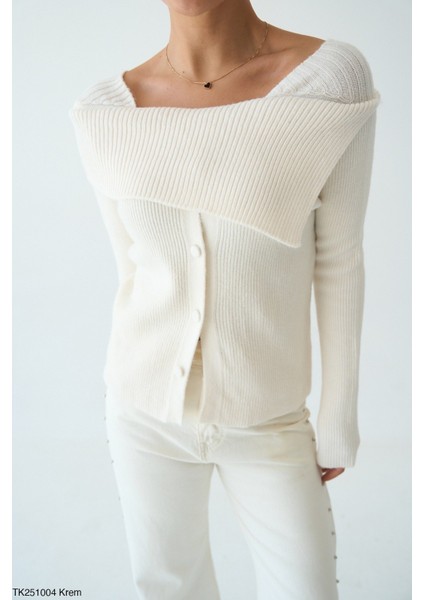 Kadın Kayık Yaka Düğmeli Basic Günlük Triko Kazak fiyatları