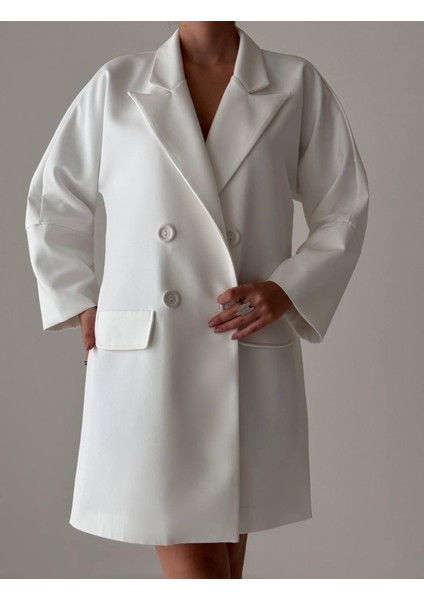 Kadın Oversize Erkek Yaka Yırtmaç Detaylı Mevsimlik Ceket modelleri