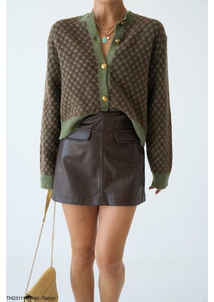 Desenli Düğmeli Triko Hırka fiyatları