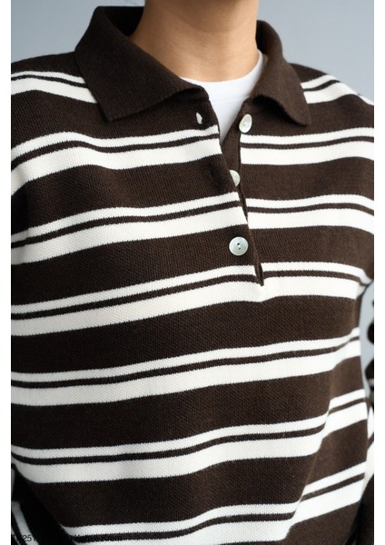 Kadın Erkek Yaka Çizgili Yarım Düğmeli Triko Kazak modelleri