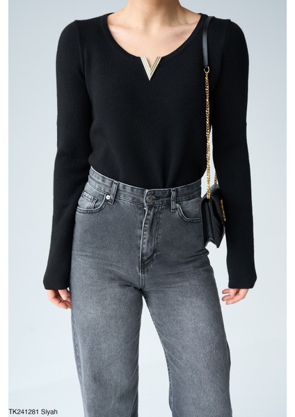 Kadın V Yaka Aksesuarlı Ince Kazak fiyatları