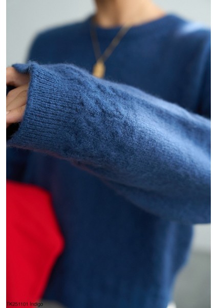 Kadın Bisiklet Yaka Basıc Regular Kesim Kazak