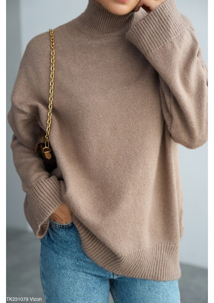 Kadın Yarım Boğaz Uzun Kol Sezonluk Oversize Kazak (Kemersiz)