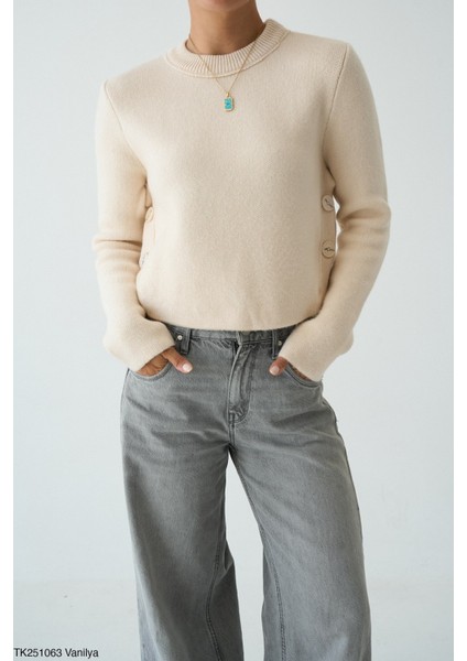 Triko Kol Altı Düğmeli Kazak fiyatları