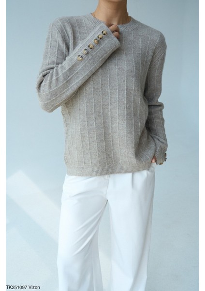 Kadın Kol Düğme Aksesuarlı Triko Kazak