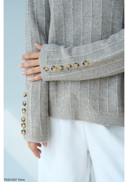 Kadın Kol Düğme Aksesuarlı Triko Kazak modelleri