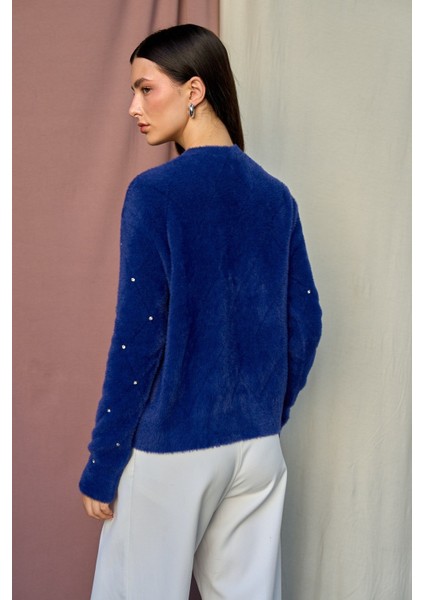 Kadın Taş Detaylı Peluş Standart Kazak