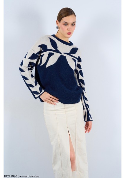 Kadın Desenli Bisiklet Yaka Kazak modelleri