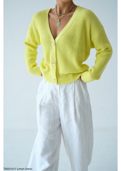 Düğmeli Triko Hırka fiyatları