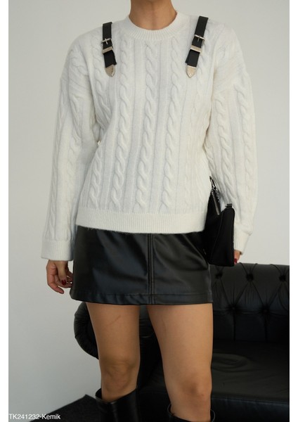 Kadın Aksesuarlı Örgü Desenli Kazak fiyatları