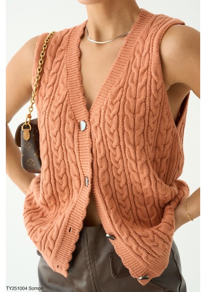 Kadın Kolsuz Düğmeli Örme Yelek