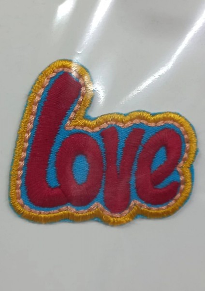 Aplike Ütü Ile Yapışan Love Arma 4x2 cm