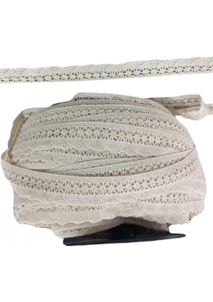 Kopanaki Dantel En 4 cm Şeritli Krem 1 Metre