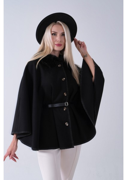 Siyah Yakası Kürklü Dikiş Detaylı Kemerli Panço 47122731.01 fiyatları