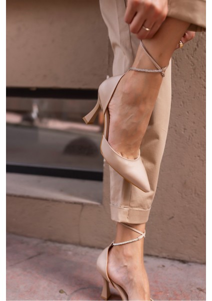 Mitta Kadin Gumus Saten Topuklu Abiye Ayakkabi modelleri