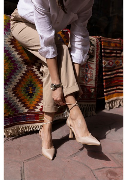 Mitta Kadin Gumus Saten Topuklu Abiye Ayakkabi