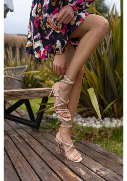 Sandi Kadin Bej Örgü Detay Topuklu Sandalet