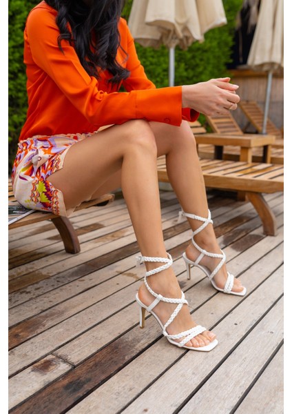 Sandi Kadin Beyaz Örgu Detay Topuklu Sandalet fiyatları