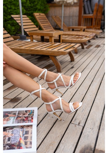 Sandi Kadin Beyaz Örgu Detay Topuklu Sandalet modelleri