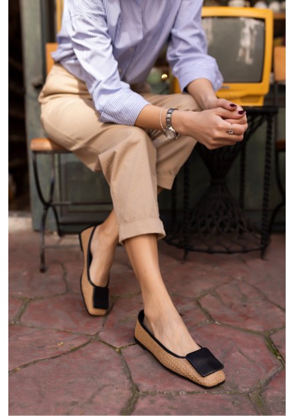 Slash Kadin Siyah Hasır Garnili Deri Babet