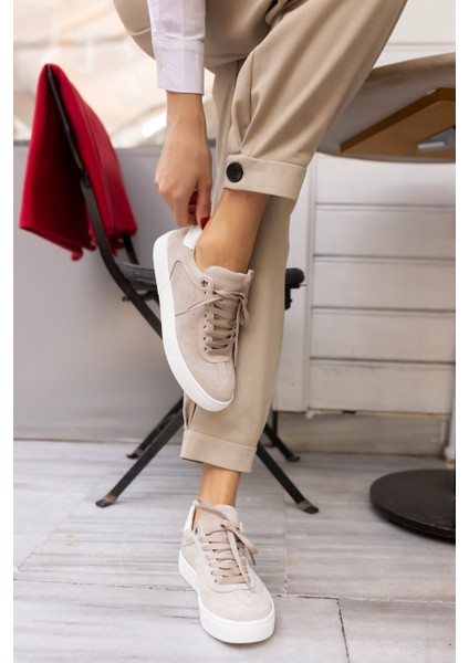 Seventy Kadın Bej Gercek Deri Suet Bagcıklı Sneaker