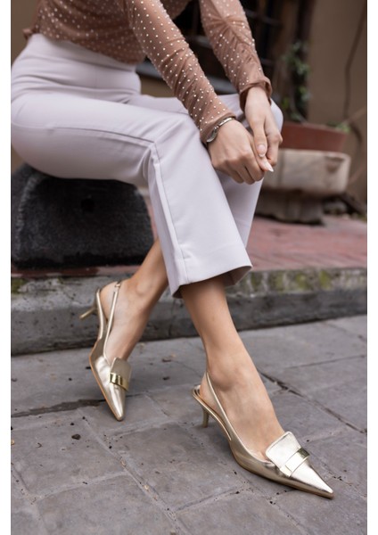 Conroy Kadin Gumus Topuklu Ayakkabi indirimleri