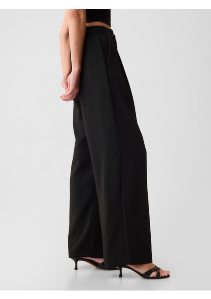 Kadın Siyah High Rise Pileli Pantolon