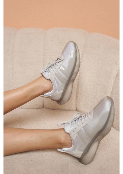 Fabiana Kadın Gri Parasut Gri Seffaf Detay Airtaban Sneakers fırsatları