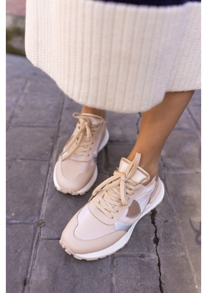 Muçi Kadın Siyah Parasut Kumaş Garnili Sneaker