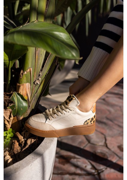 Gordon Kadın Bej Cilt Leopar Garnılı Sneaker